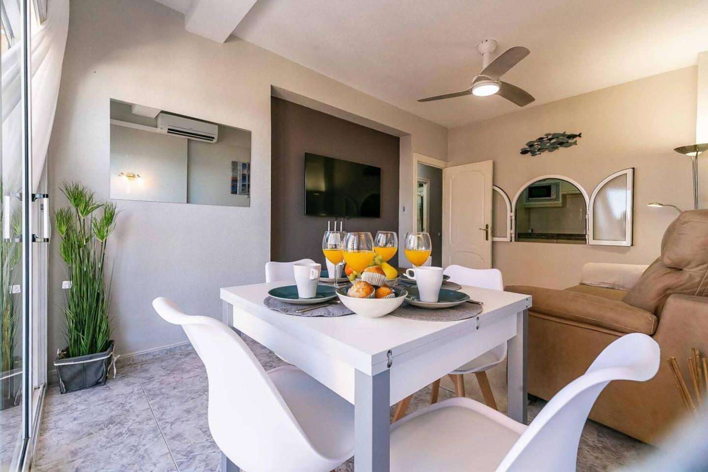 Cyv 1 Bed 1 Bath Beach View ฟูเอนฮิโรลา ภายนอก รูปภาพ