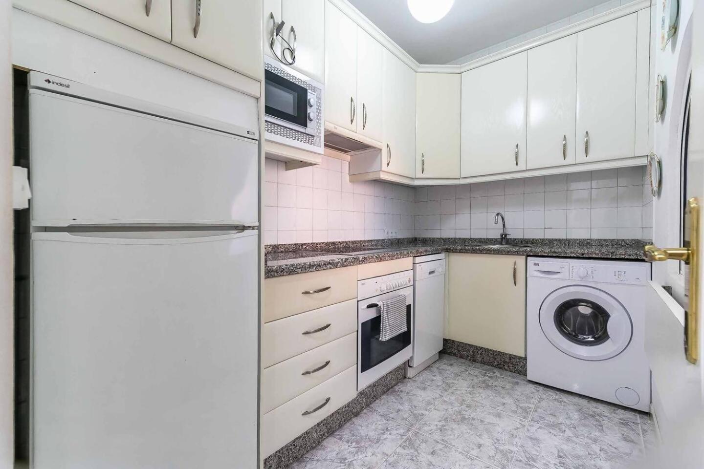 Cyv 1 Bed 1 Bath Beach View ฟูเอนฮิโรลา ภายนอก รูปภาพ